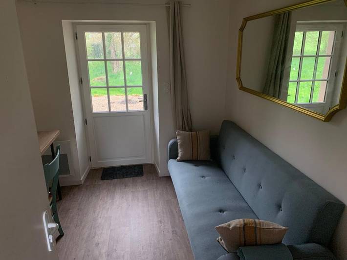 Location de vacances pour 4 personnes, avec jardin ainsi que jacuzzi et terrasse à Eyliac - 3