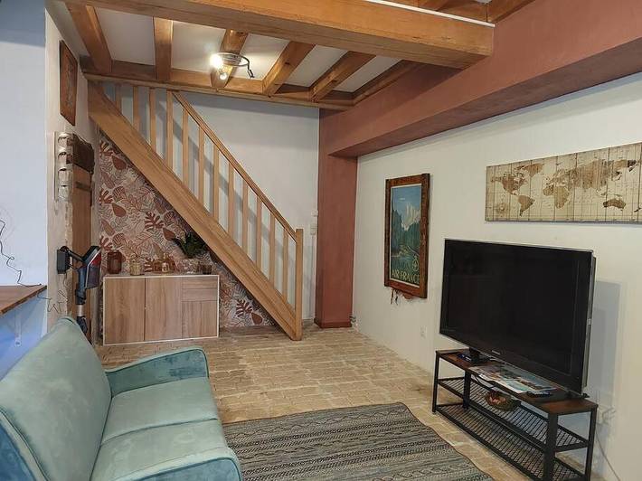 Gîte pour 3 personnes, avec jardin et vue dans Montchaude