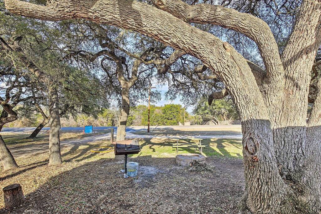 'Cabana Luna' Cabin w/ Deck, Swing & Fire Pit! in Uvalde County