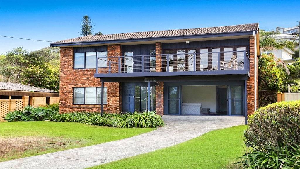 Pine View, Nord Avoca - Direkt Am Strand, Ocean Views, Pet Friendly in North Avoca, New South Wales