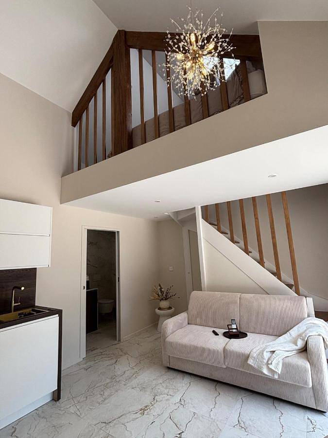 Location de vacances pour 4 personnes, avec Terrasse dans La Charmee