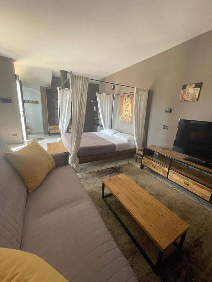 Chambre d’hôte pour 6 personnes, avec Balcon et Terrasse ainsi que Jardin et Vue à Passirano