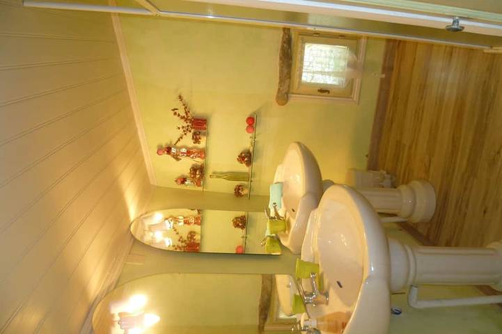 Gîte pour 6 personnes, avec balcon ainsi que jardin et piscine à Rochebaudin - 4