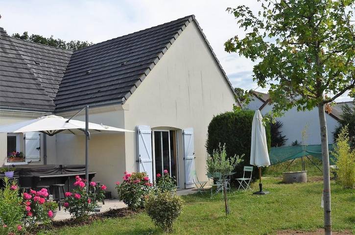 Gîte pour 4 personnes, avec jardin à Chouzy-sur-Cisse