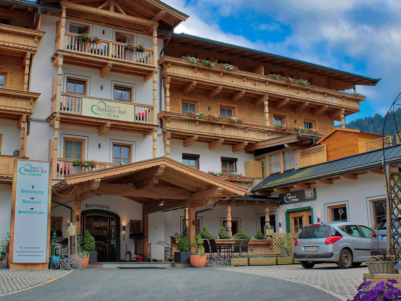 Hotel Aschauer Hof - Familienzimmer mit Dusche, Wc in Aschau (Kirchberg), Kirchberg in Tirol