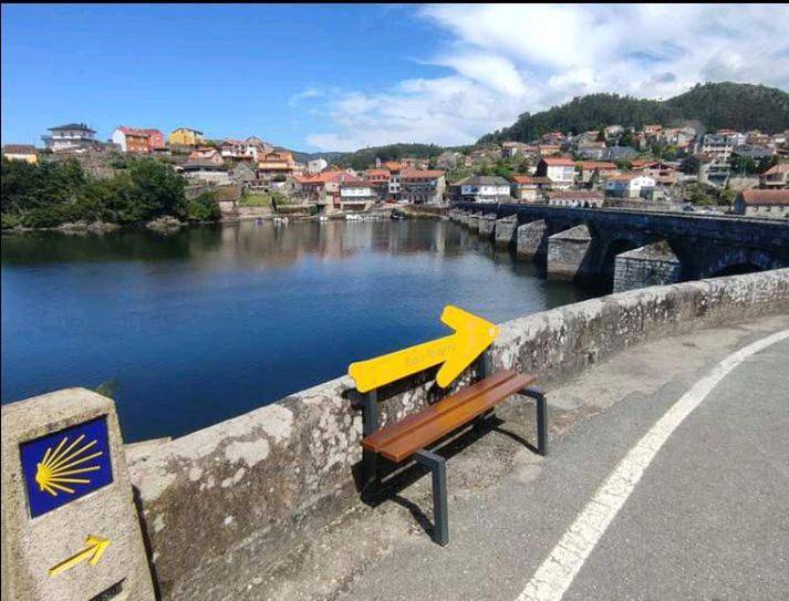Apartamento inteiro, Three-Bedroom Apartment in Arcade, Pontevedra City