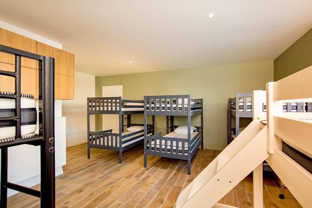 Villa Dré Avec Piscine 15 Personnes Sur La Côte in Saint-Alban, Côte de Goëlo