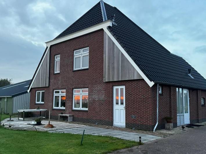 B&b voor 2 personen, with Terras and Tuin as well as Uitzicht op Texel