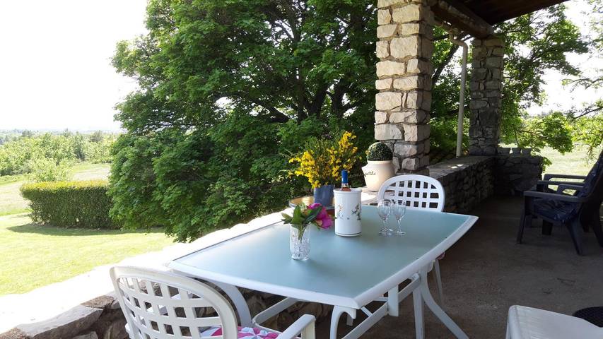 Gîte für 5 Personen, mit Garten in Alpes-de-Haute-Provence - 3