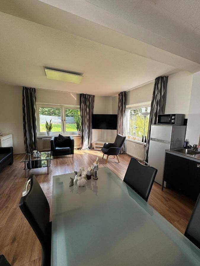 Ferienhaus für 9 Personen, mit Terrasse und Garten sowie Ausblick in Bad Karlshafen - 2