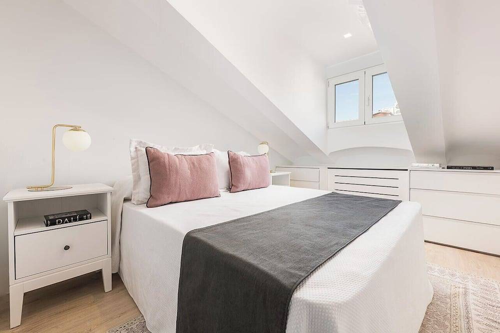 Ganze Wohnung, Lagasca Xlvi - Zwei Schlafzimmer Wohnung, Schläft 4 in Madrid, Madrid Province