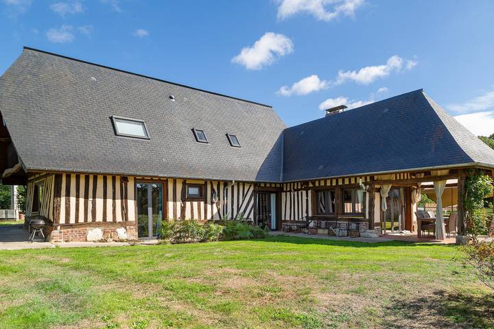 Gîte pour 10 personnes, avec Jardin