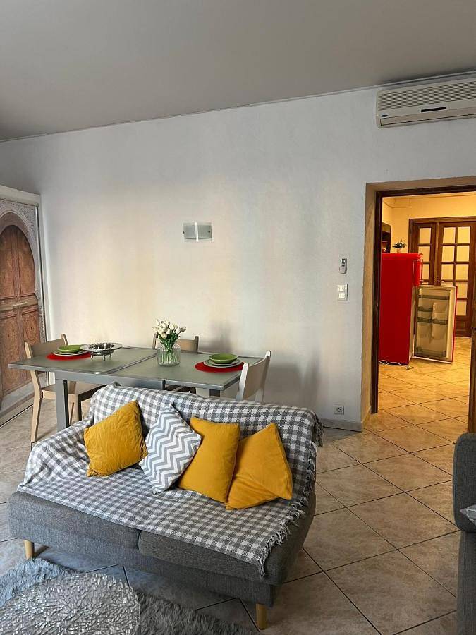 Gîte pour 2 personnes, avec vue dans Cinema Le Studio Bastia - 4
