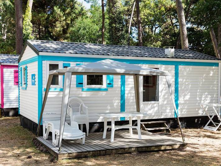 Camping Le Val de Durance - Mobilhome 6 personnes - Classic | 2 Ch. | 4/6 Pers. | Terrasse simple | Clim in Cadenet, Parc naturel régional du Luberon