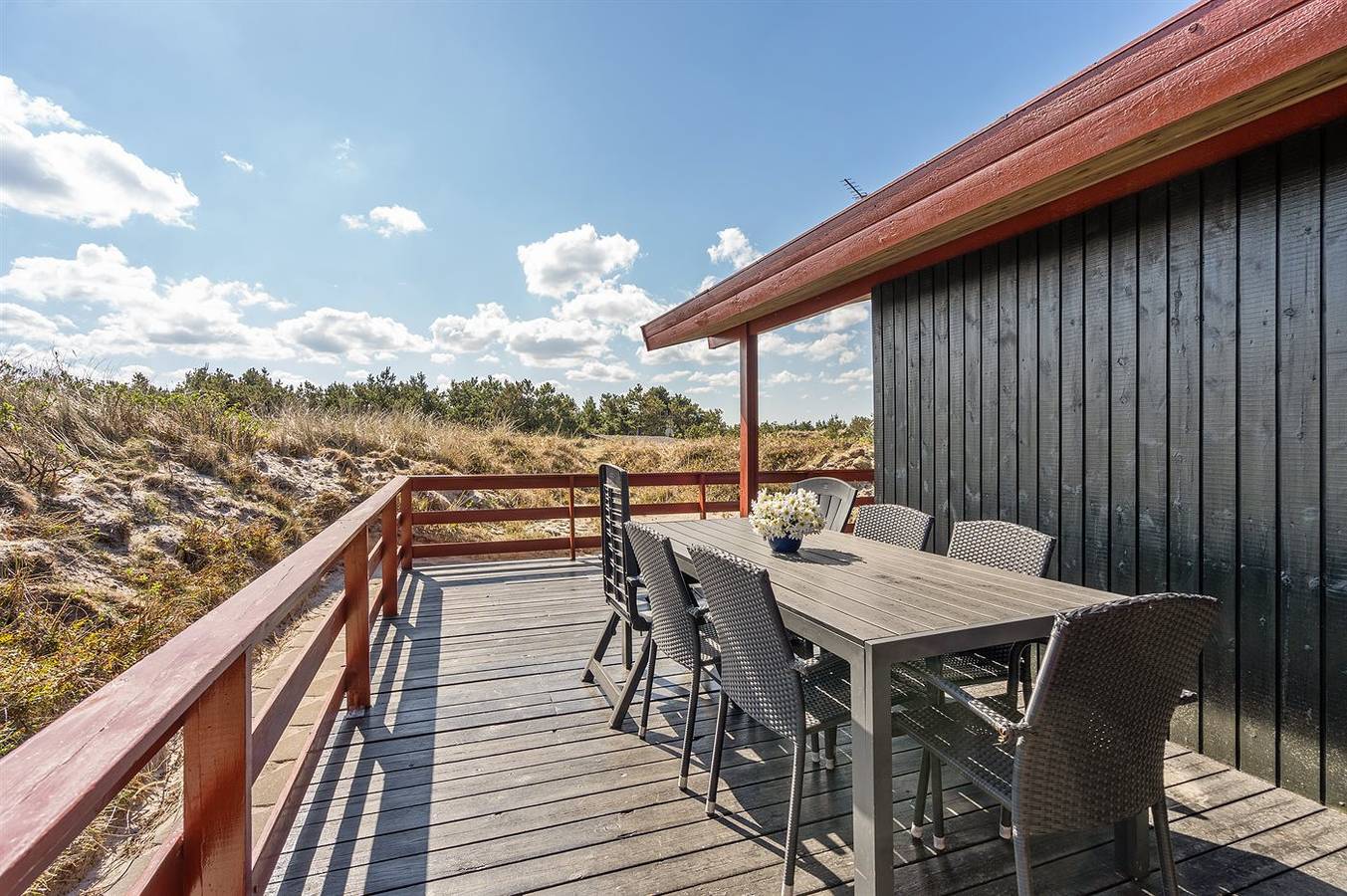 Awesome home in Hvide Sande w/ Sauna, Wifi and 3 Bedrooms in Bjerregård, Holmsland Klit