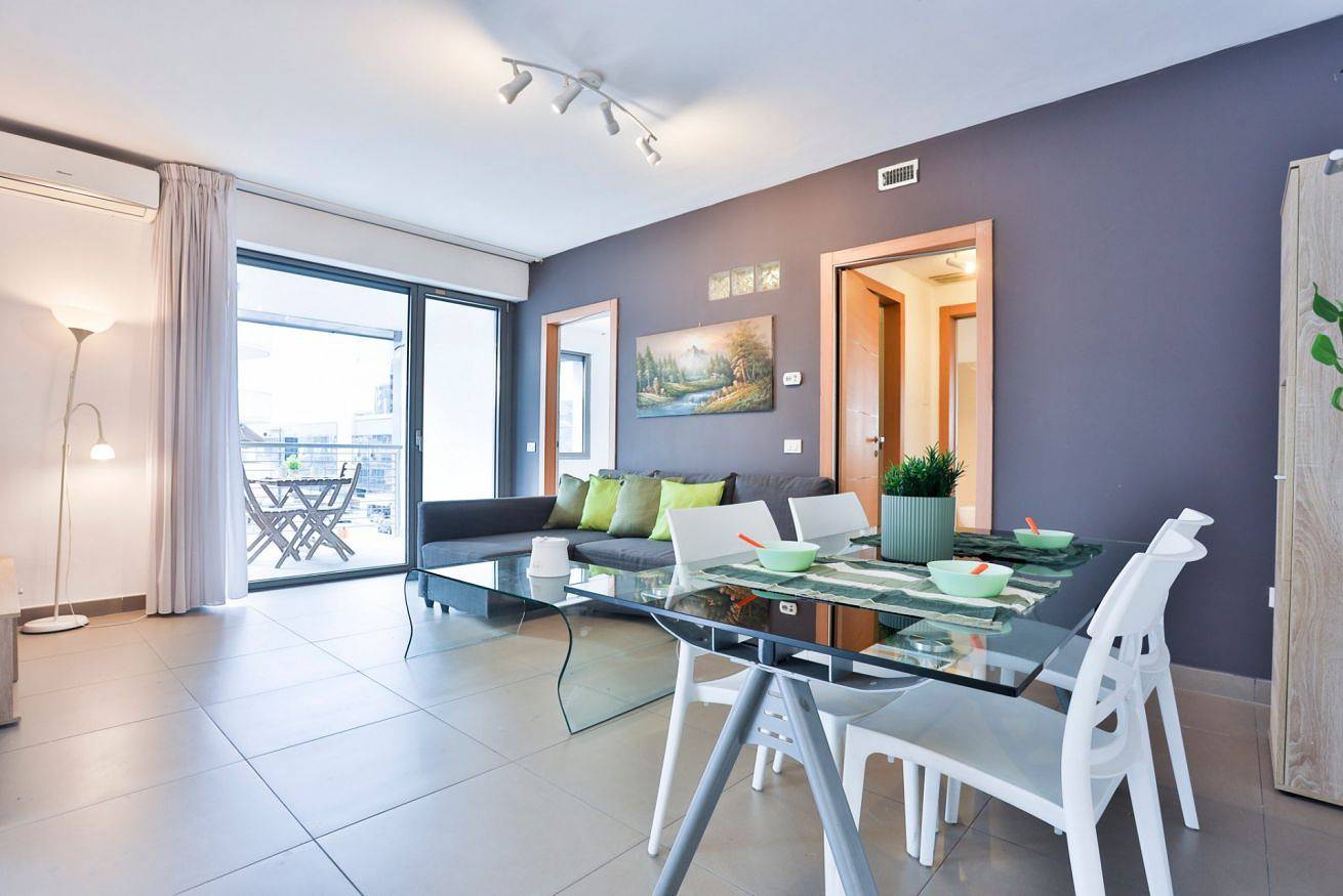 Appartamento intero, Guesthost - Sebeto Apartment x5 Parking & Netflix in Napoli, Napoli e dintorni
