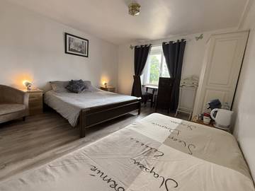 Chambre d’hôte pour 6 personnes, avec jardin et piscine, animaux acceptés dans le Limousin