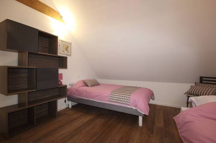 Gîte pour 6 personnes, avec jacuzzi ainsi que jardin et terrasse à Saint-Loup-Géanges - 4