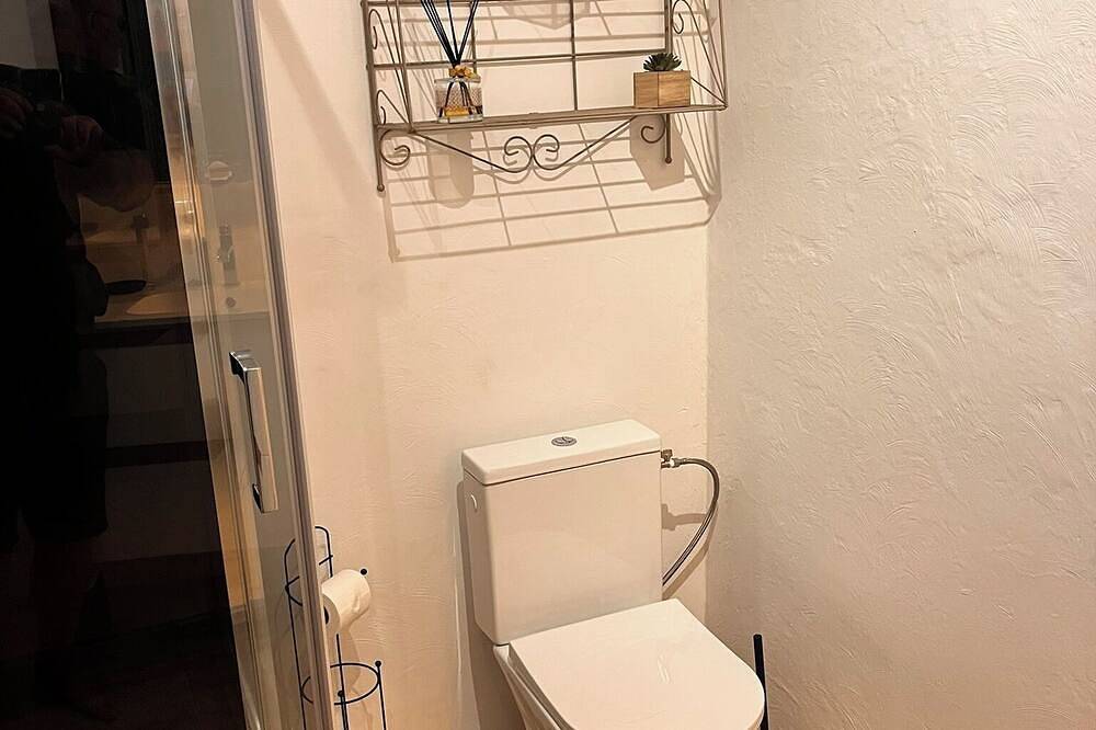 Apartamento entero, Les Capucines - Near Les Thermes de Vals - Terrace & Parking - Charging station in Aubenas, Ardèche