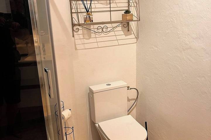 Entire apartment, Les Capucines - Near Les Thermes de Vals - Terrace & Parking - Charging station in Aubenas, Ardèche
