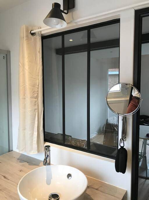 Appartement entier, One-Bedroom Apartment in Bailleul, Région de Dunkerque