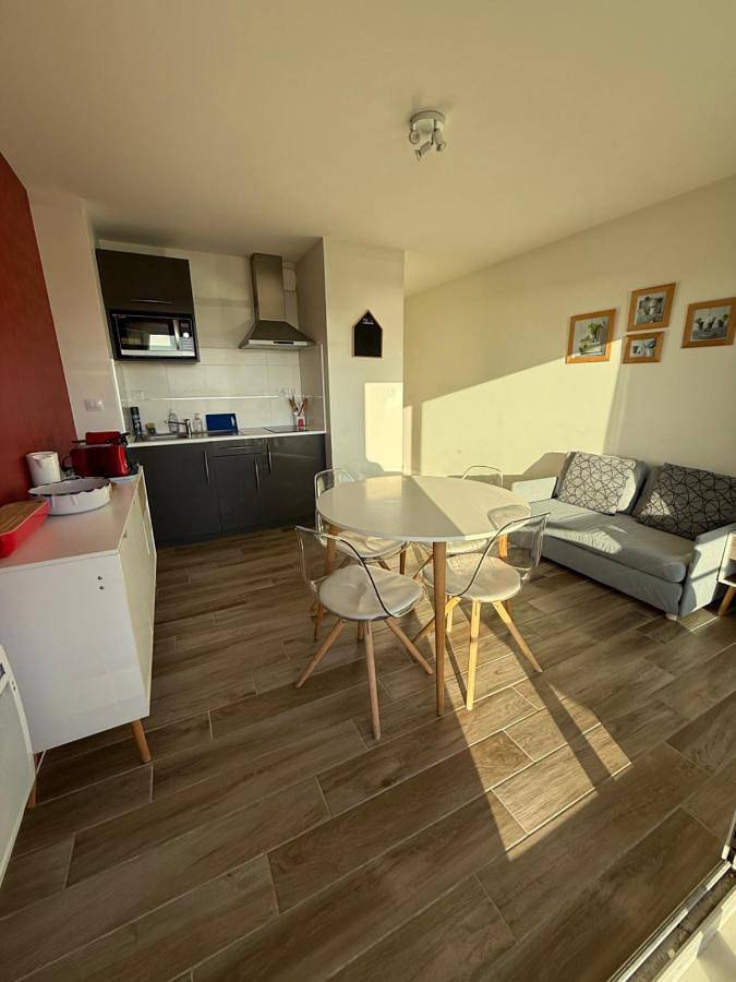 Gîte pour 2 personnes, avec balcon et vue dans Plage De La Banche Binic - 3