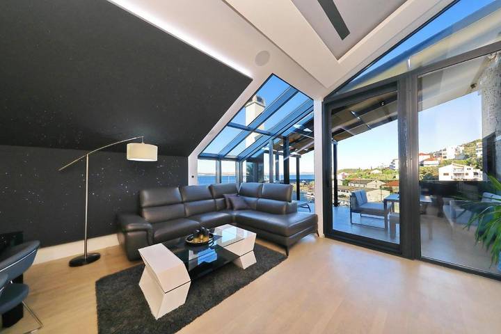 Villa pour 6 personnes, avec vue ainsi que sauna et jardin à Kali - 2