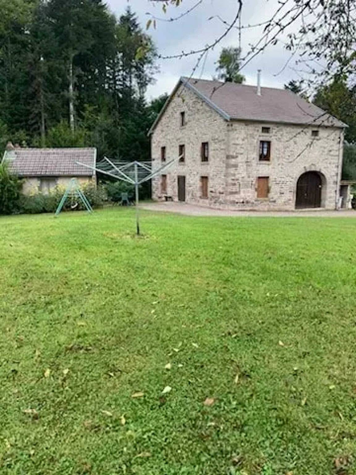 Maison à Fougerolles-Saint-Valbert avec jardin in Fougerolles, Parc naturel régional des Ballons des Vosges