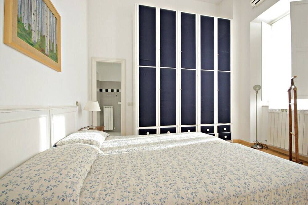 Appartamento intero, - Clean,Spaciousperfectly Located in Centro di Roma, Roma