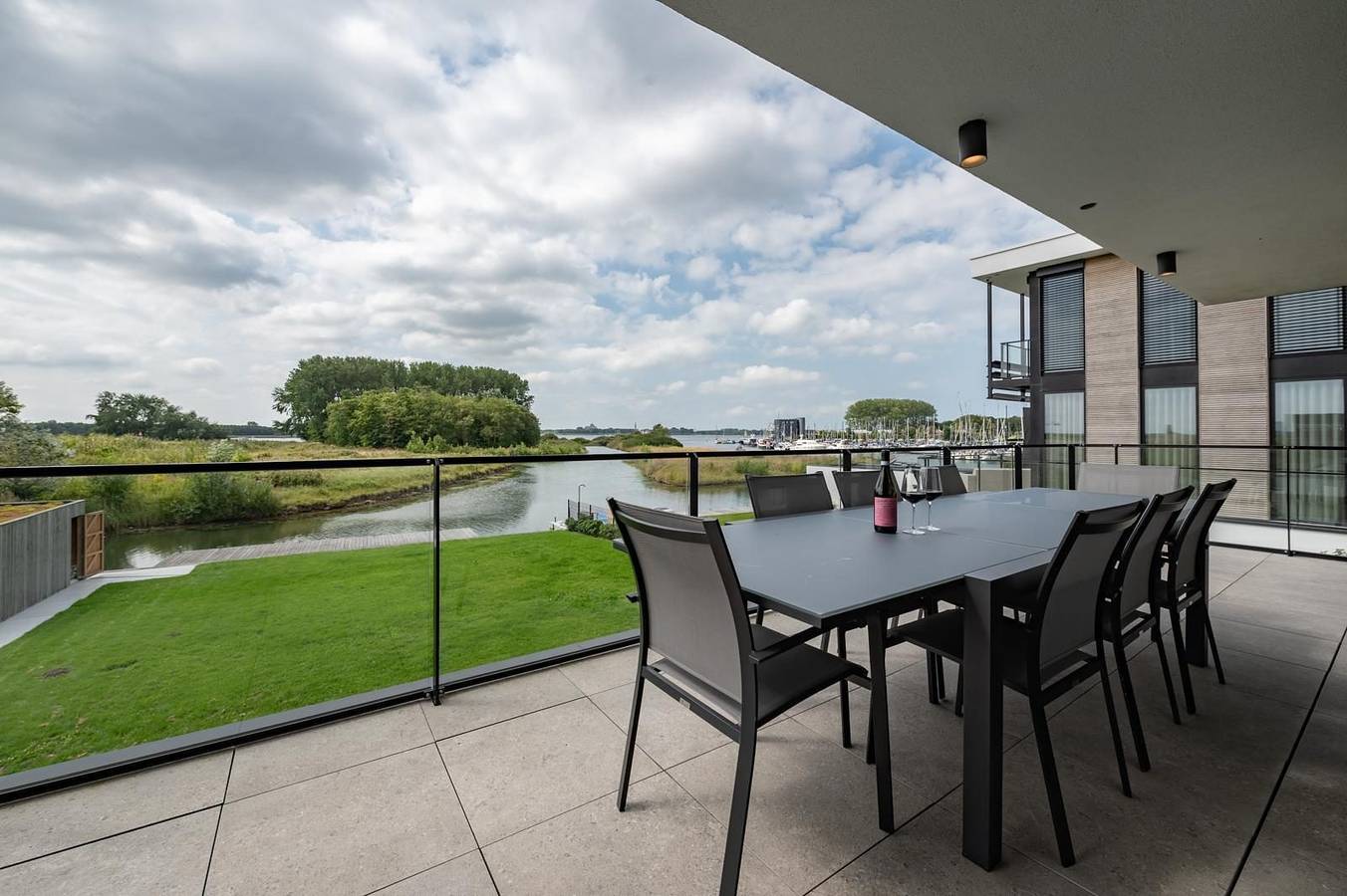 Vakantie Zeeland — Vz2401 Luxe villa in Kamperland in Kamperland, Zeeuwse Kust
