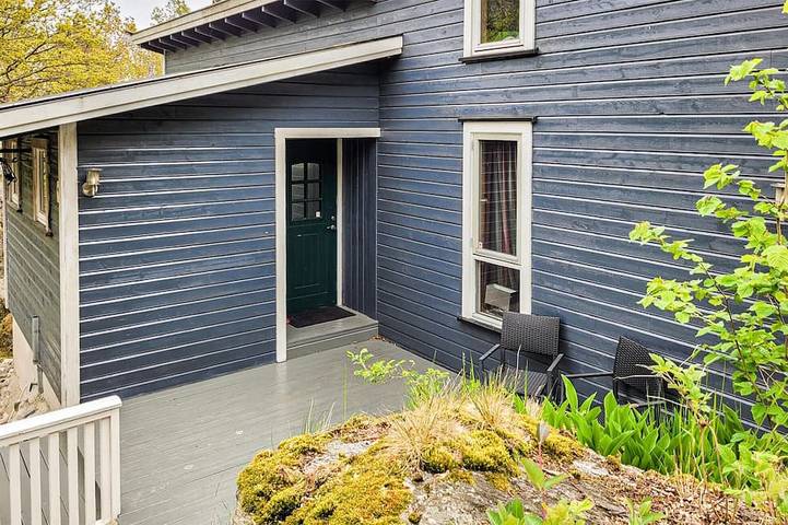Beautiful home in Stathelle with house sea view in Bamble