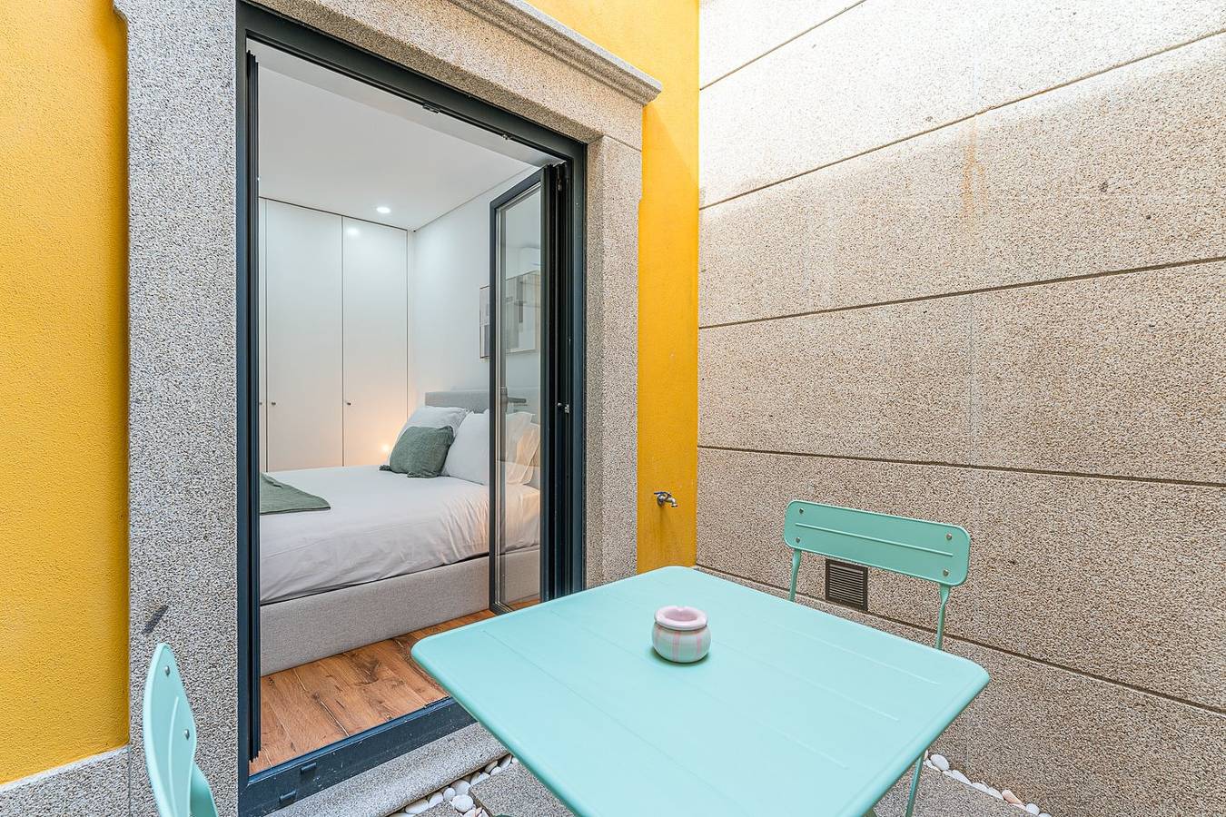 Appartement entier, Guestready - Blossom Mosaic Daffodil Apartment in Porto, District de Porto