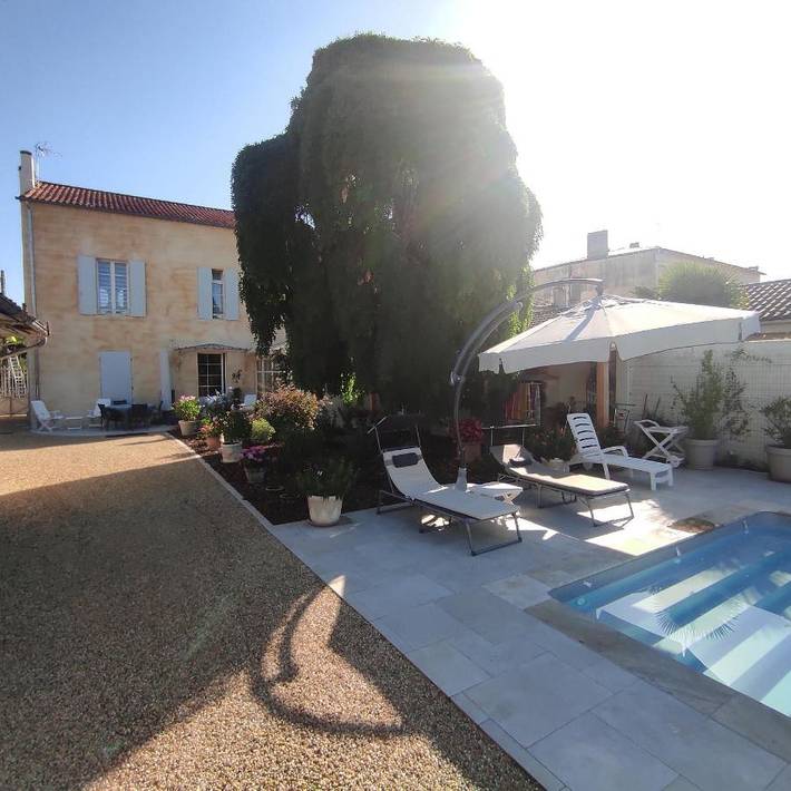 Chambre d’hôte pour 2 personnes, avec terrasse et piscine ainsi que jardin et vue à Bergerac - 4