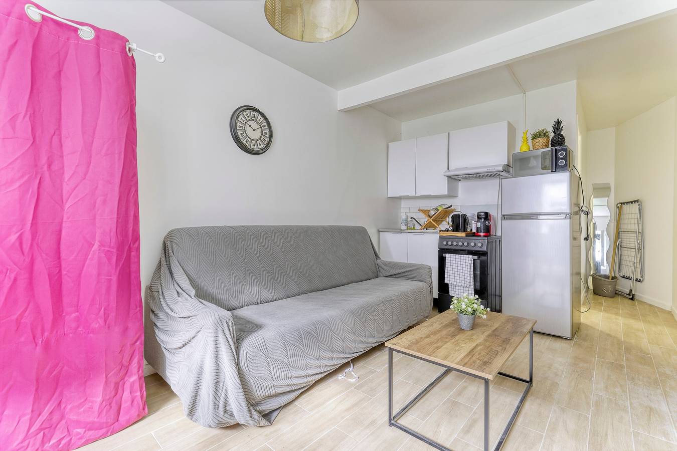 Apartamento entero, Apartamento de vacaciones para 2 personas con terraza in Sannois, Valle del Oise