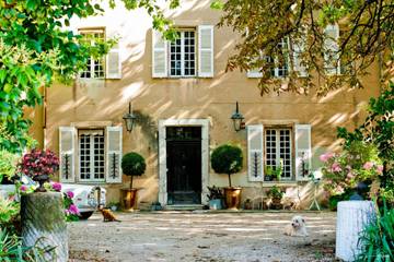 Chambre d’hôte pour 2 personnes, avec jardin, adapté aux familles à Brignoles