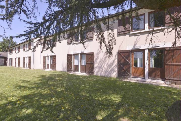 Hôtel pour 2 personnes, avec jardin, animaux acceptés à Limas - 4