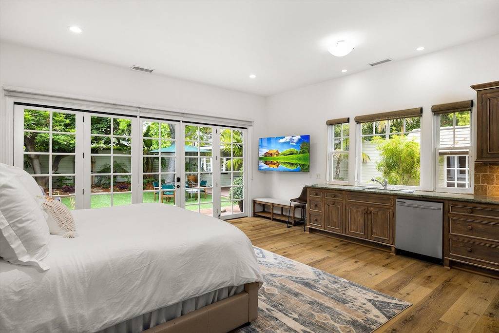 Gehen Sie von dieser üppigen und abgelegenen Oase zum Strand und zur Coast Village Road! in Montecito, Santa Barbara County