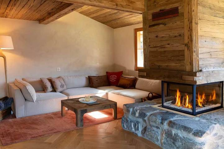 Ferienhaus für 6 Personen, mit Garten und Whirlpool sowie Sauna und Balkon