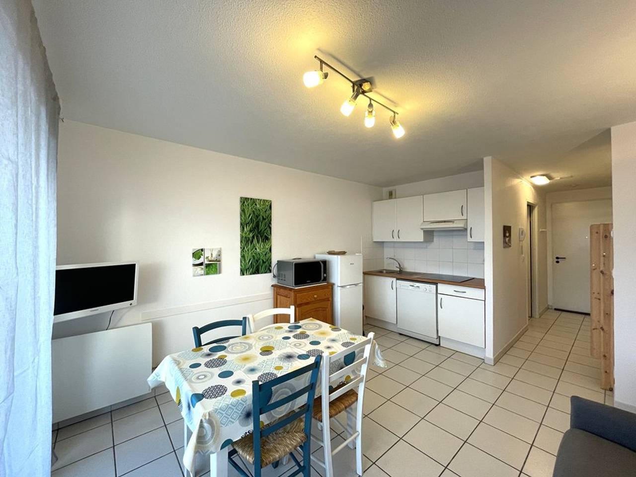 Ganzes Studio, Gemütliches Studio mit Balkon und Parkplatz in Vieux-Boucau in Vieux-Boucau-les-Bains, Dax und Umgebung