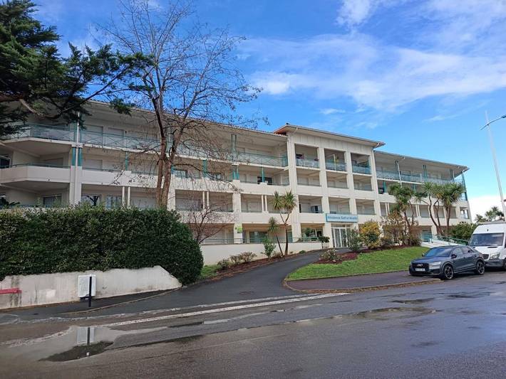 Gîte pour 3 personnes, avec terrasse et piscine dans Golf De La Nivelle - 2