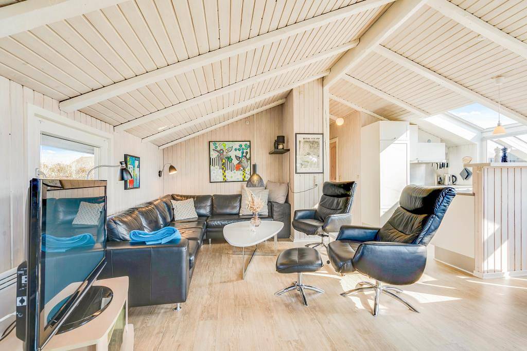 Gut gepflegtes Sommerhaus für 8 Personen in Henne Strand in Henne, Filsø See