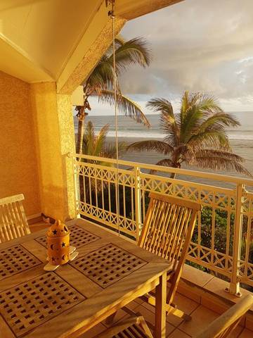 Gîte pour 2 personnes, avec balcon à Les Trois-Bassins