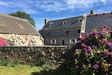 Location de vacances pour 10 personnes, avec jardin à Cléden-Cap-Sizun