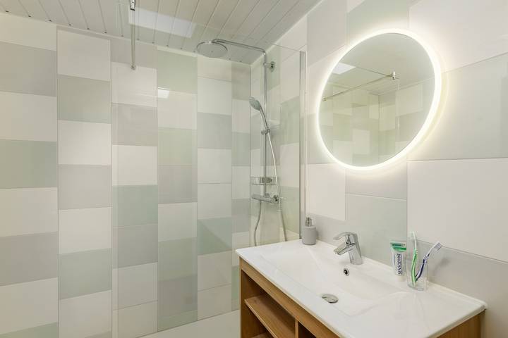 Gîte pour 4 personnes, avec terrasse ainsi que bassin pour enfant et jardin à Peer - 4