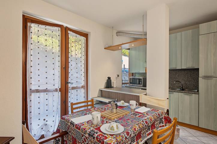 Entire apartment, Apartment 'Peak De Viou Aosta' with Balcony and Wi-Fi in Aosta, Wallisian Alps
