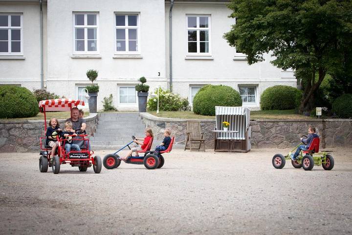 Ferienwohnung für 4 Personen, mit Terrasse und Garten sowie Sauna und Ausblick in Eutin - 3