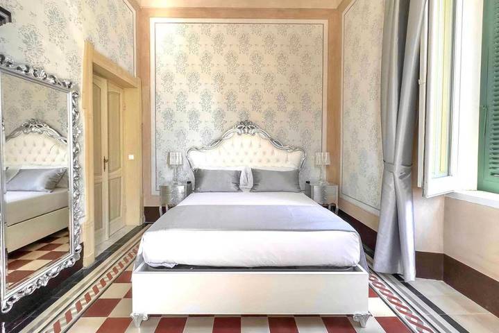 Pension voor 2 personen, with sauna and uitzicht as well as terras in Alghero