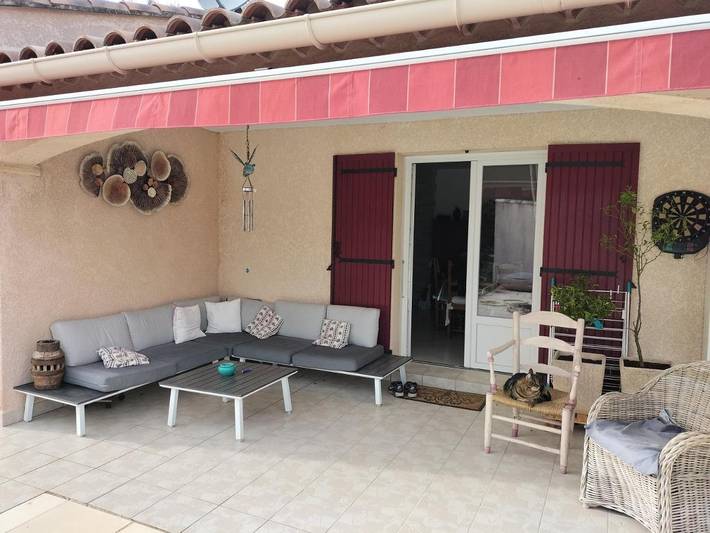 Gîte pour 2 personnes, avec Terrasse et Jardin ainsi que Piscine et Vue à Taulignan - 3