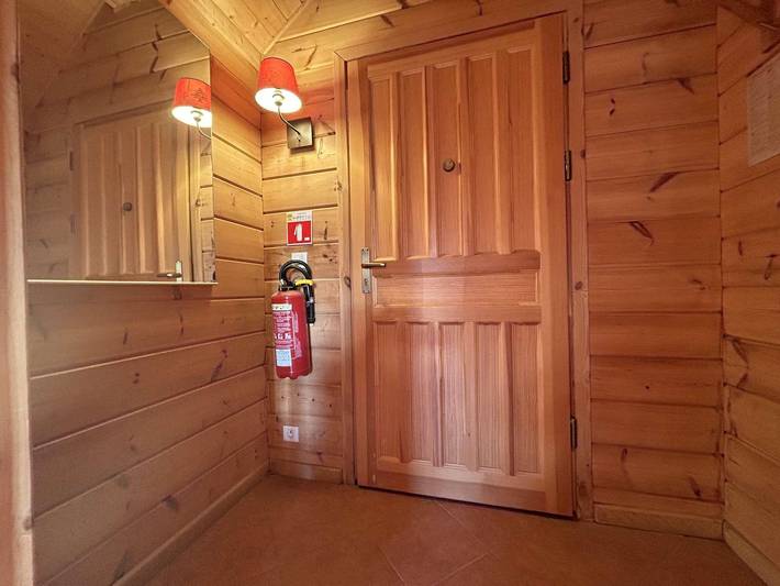 Casa rural para 8 personas, con balcón - 1