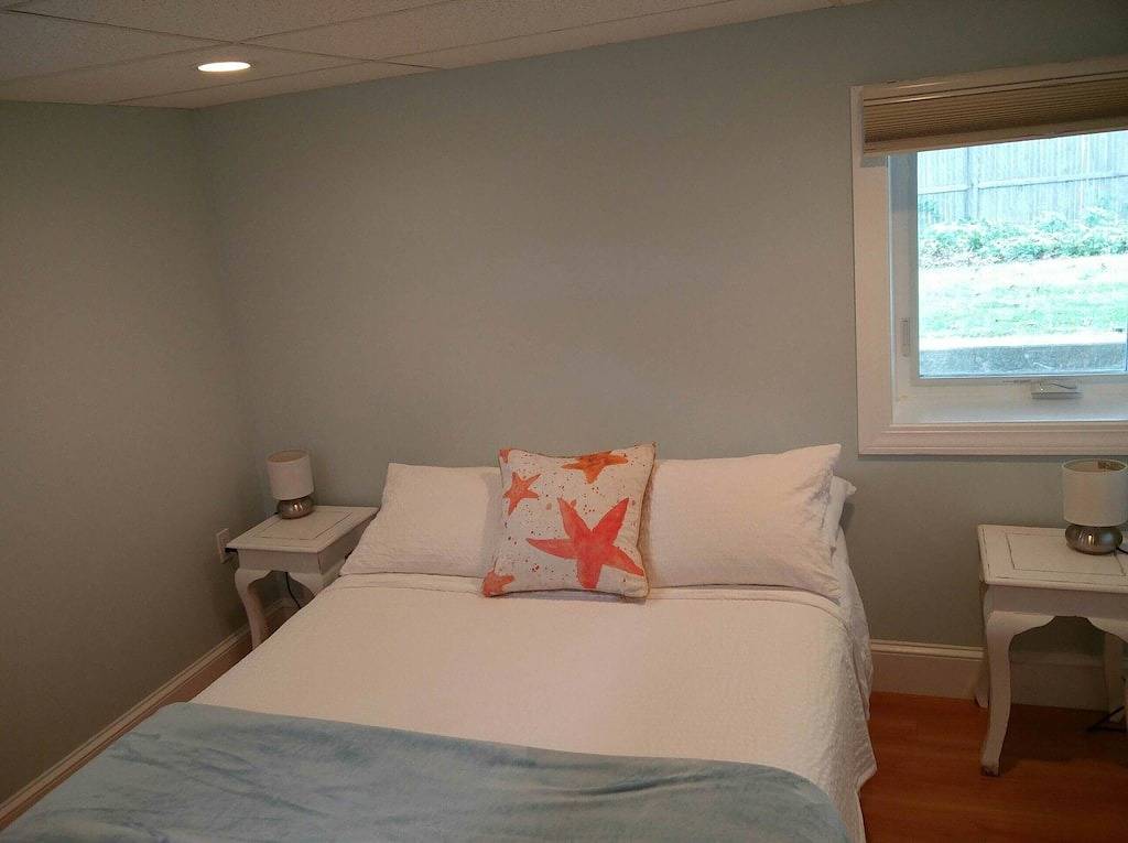 Easton Point: Modern Strandhaus, Zentrale Klimaanlage, kurzer Fußweg zum Strand in Middletown, Newport County